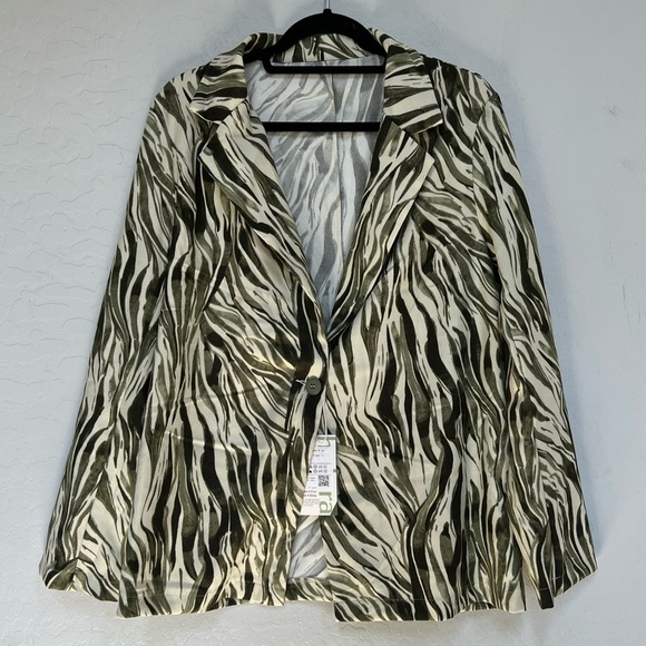 Halara V Neck Watercolor Print Blazer - Picture 3 of 10